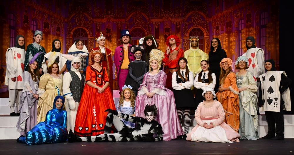 ALICE IN WONDERLAND FULL CAST_in costume