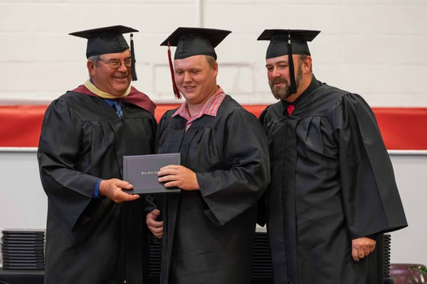 2023_rlc_graduation_henson-9979