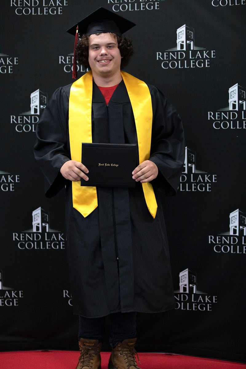 skills-center-grads-groff-1-web