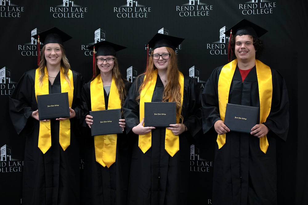 skills-center-grads-group-web