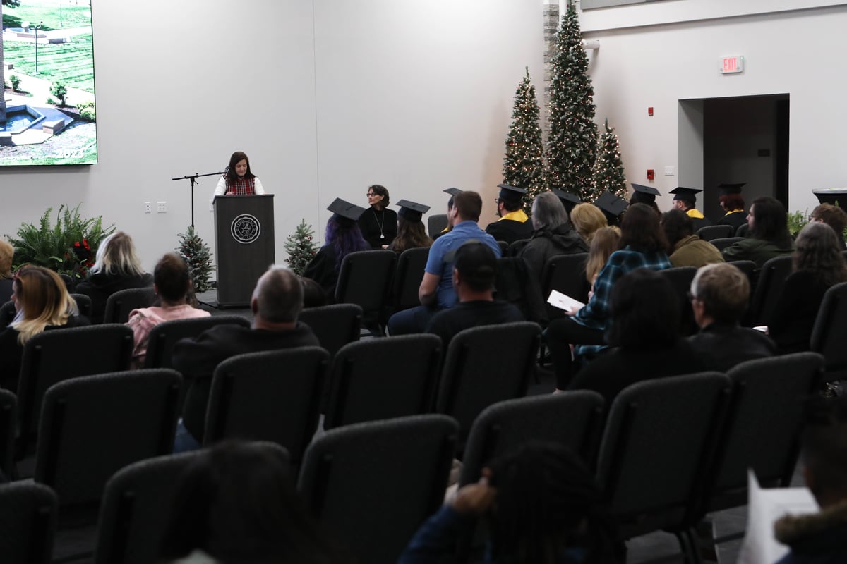 adult-ed-graduation-december-2023-15